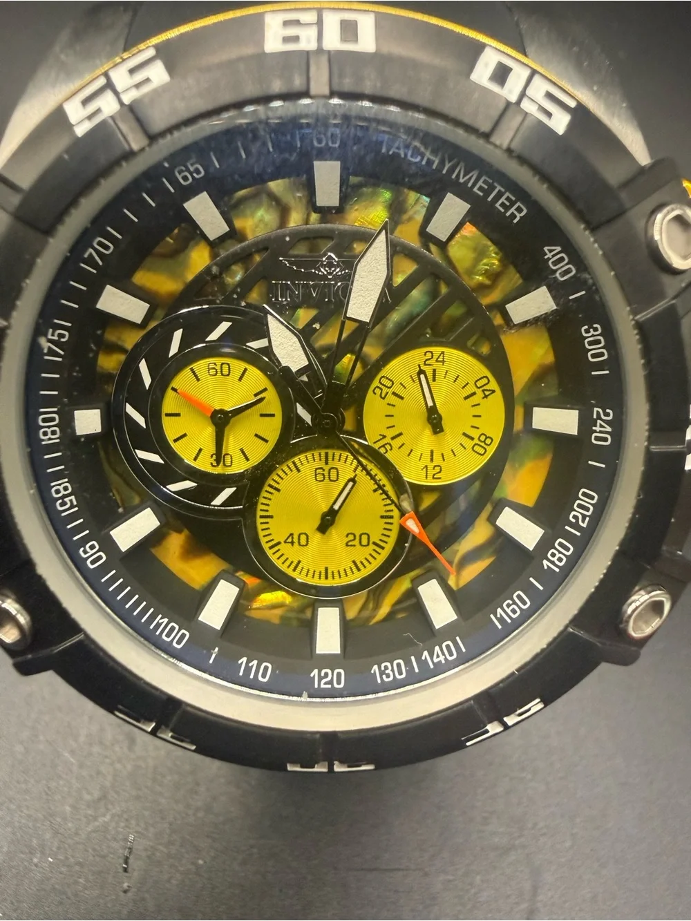 Invicta Speedway 29710 men's wristwatch NEW BATTERY!!